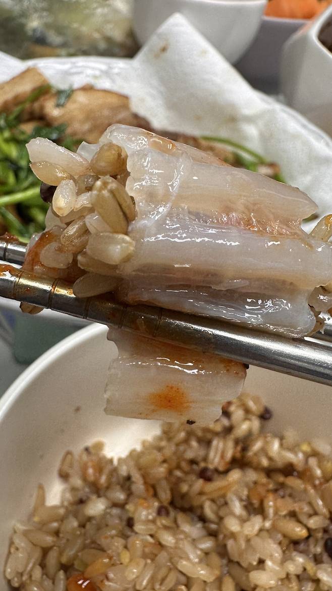 IMG_7301.jpeg 삼겹살에 홍어회