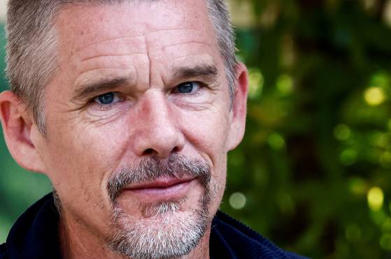 지난해 9월 1일 이탈리아 베니스 영화제에 참석한 에단 호크. 그는 자신의 대표작 '죽은 시인의 사회'를 만든 피터 위어 감독의 평생공로상 수상을 축하하기 위해 이 영화제에 참석했다. 로이터=연합뉴스