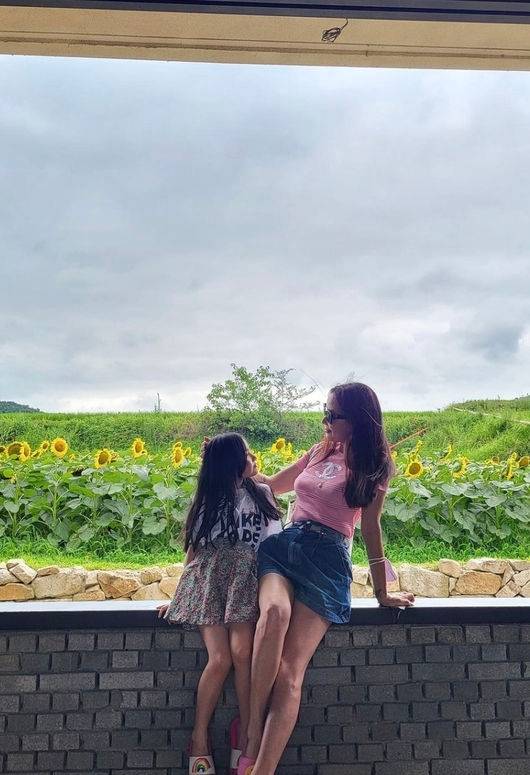 고소영(오른쪽)과 딸. 고소영 인스타그램