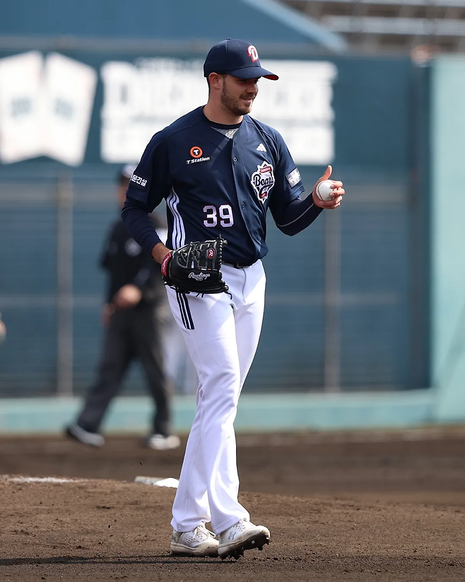 잭 로그. 두산 베어스 제공