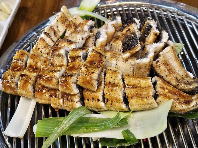 고창에서 먹은 장어구이들