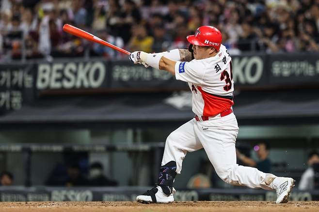 ▲ 안타치는 최형우 [KIA타이거즈]