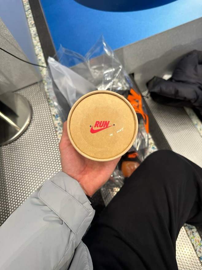 08ee8775c6866982239c8ee14e9c7065086fedb9a5c03af31ff8c5e2de48cca609fec28cb36f8fa8ebe857dd9962cb6271c01cfa33