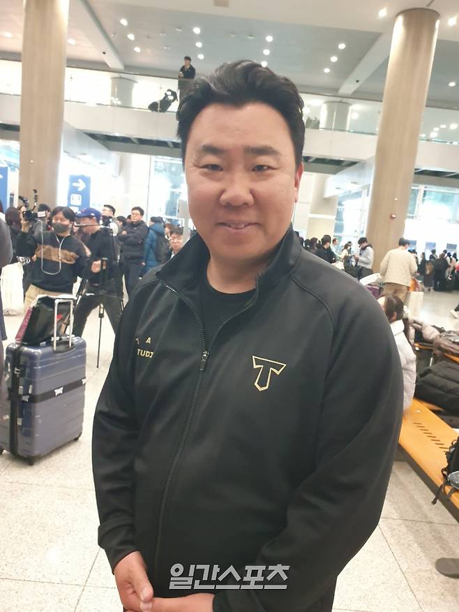 5일 일본에서 입국한 이범호 KIA 감독. 인천공항=배중현 기자
