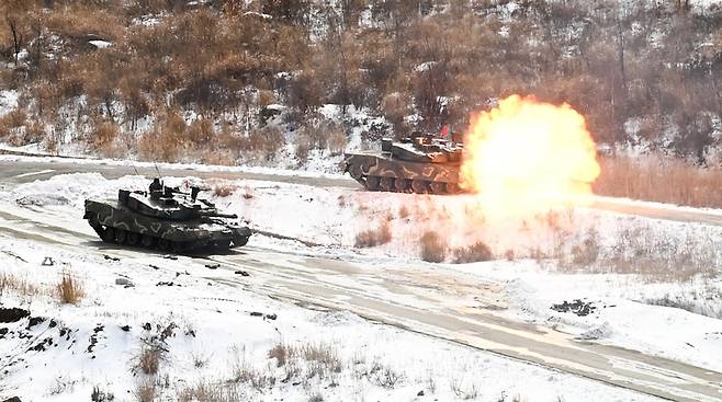 6일 경기 포천시 승진과학화훈련장에서 진행 중인 2025년 FS연습과 연계한 올해 첫 '연합합동 통합화력 실사격 훈련'. / 사진 = 육군 제공