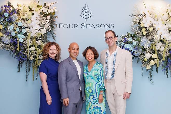 (왼쪽부터) 에린 올리버 홍보 부장, 싱고 키도 아태지역 홍보 이사, 다니엘 샤크터 홍보이사, 줄리아나 앙 홍보이사/ 사진=포시즌스 호텔 앤 리조트