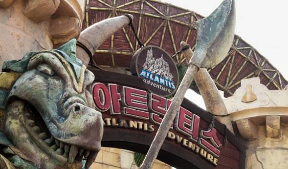 2006년 3월6일 서울 롯데월드에서 아트란티스를 타던 탑승객이 숨졌다. 사진은 운영 중인 롯데월드 아트란티스 모습. /사진=롯데월드 어드벤처 홈페이지 캡처