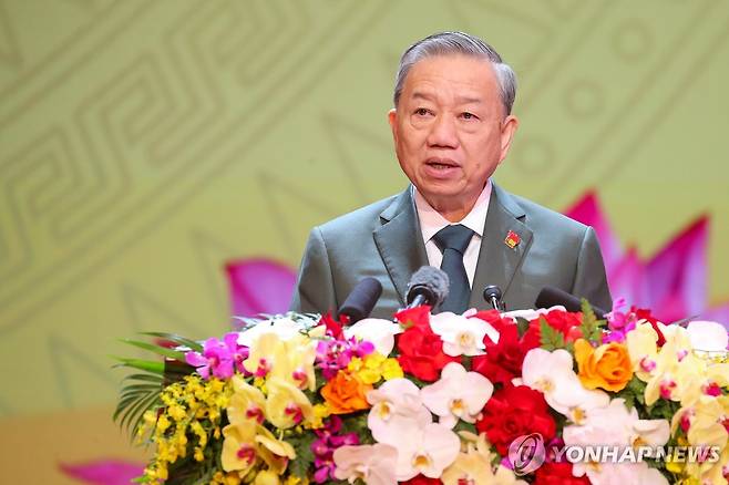 또 럼 베트남 공산당 서기장 베트남 권력서열 1위인 또 럼 베트남 공산당 서기장. 2025.03.06
[EPA 연합뉴스 자료사진. 재판매 및 DB 금지]