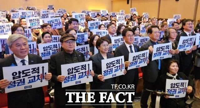 지난 3일 창당 1주년을 맞이한 조국혁신당이 다가오는 조기 대선 국면에서 압도적 승리로 정권을 교체하고 당의 비전인 '사회권 선진국'을 핵심 아젠다로 선정하겠다고 밝혔다. /서다빈 기자