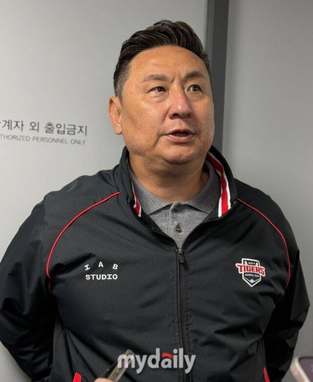 KIA 타이거즈 심재학 단장./부산 = 박승환 기자