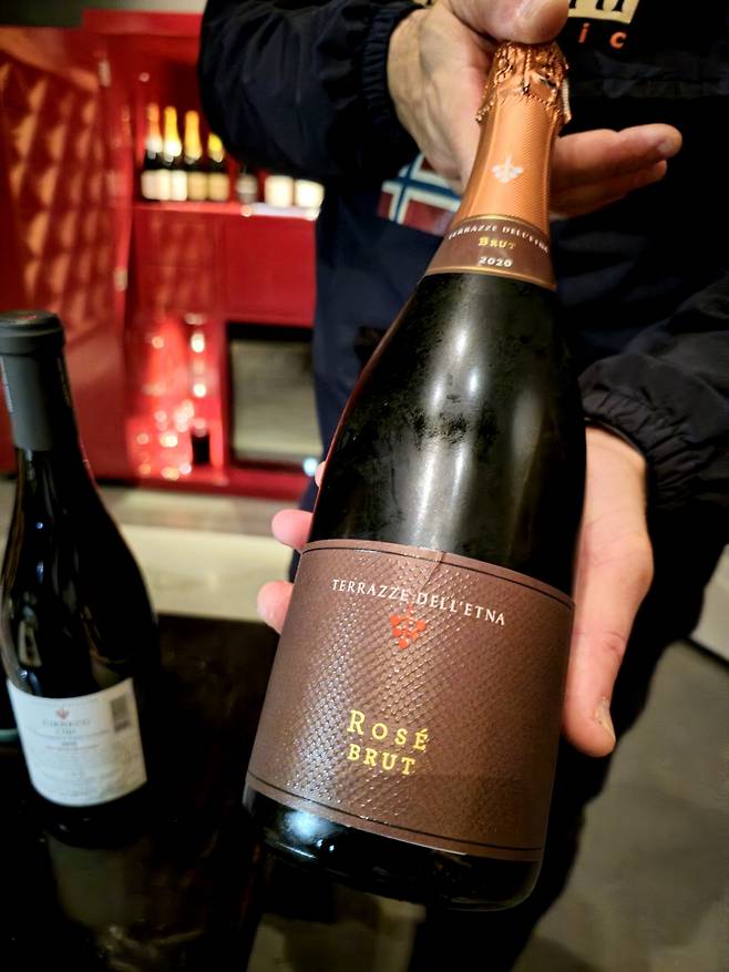 테라쩨 델 에트나 로제 브뤼. 최현태 기자