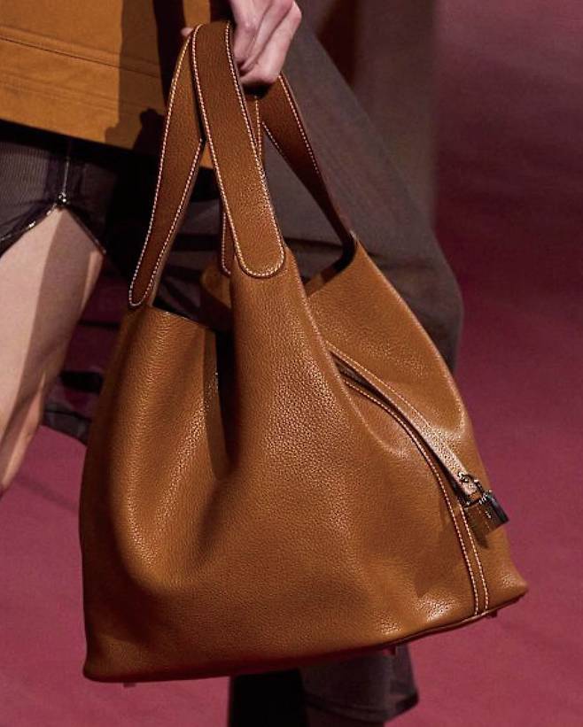 HermÈs