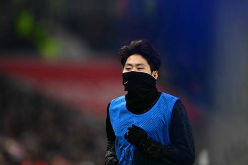 ▲ 리버풀과의 1차전에서 교체로도 선택받지 못하면서 소문은 증폭됐다. PSG의 향후 일정과 대회 성적에 따라 이강인 이적설이 진위가 가려질 전망이다. ⓒ연합뉴스/AFP