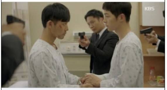 [KBS 2TV '태양의 후예' 캡처. 재판매 및 DB 금지]