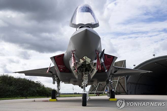 덴마크 공군 기지의 F-35 전투기 [EPA 연합뉴스 자료사진 재판매 및 DB 금지]