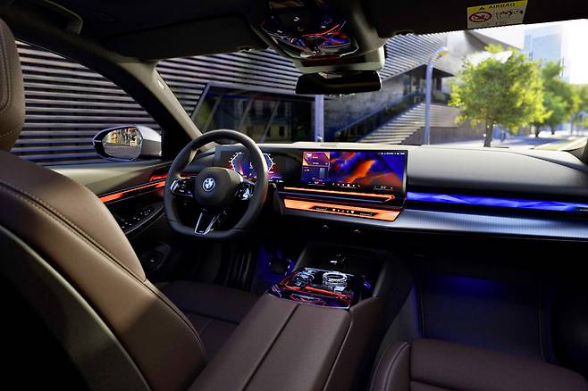 BMW 뉴 i5 xDrive40 실내