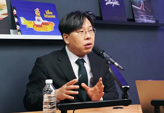 한동훈 국민의힘 당대표 체제에서 중앙당 대변인을 지낸 측근 박상수 인천 서갑 당협위원장이 친한동훈계 소장파 정치인들 중심의 유튜브 채널 'UNDER 73 STUDIO'(언더 73)에 출연해 발언하고 있다 .<유튜브 채널 'UNDER 73 STUDIO' 영상 갈무리>