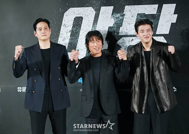 배우 박해준, 유해진, 강하늘이 13일 오전 서울 메가박스 코엑스에서 진행된 영화 '야당'(감독 황병국) 제작발표회에 참석해 포즈를 취하고 있다. /2025.03.13 /사진=이동훈 photoguy@