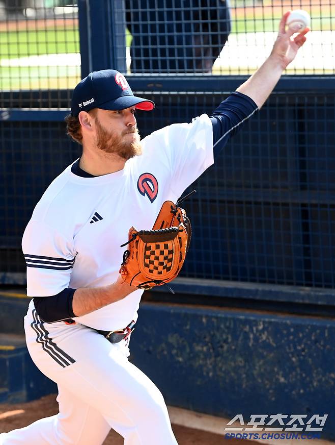 14일 잠실야구장에서 열린 KIA와 두산의 시범경기, 두산 콜 어빈이 불펜피칭을 하고 있다. 잠실=허상욱 기자 wook@sportschosun.com/2025.03.14/