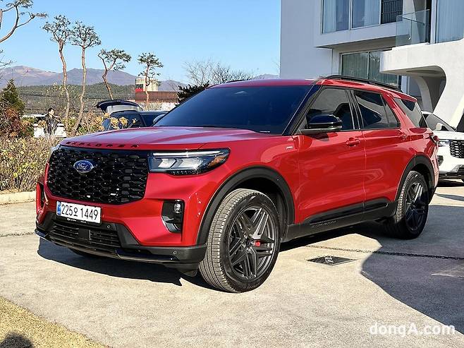 포드 익스플로러 ST-라인