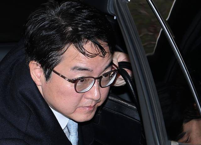 윤 대통령 석방을 지휘한 심우정 검찰총장이 지난 12일 오전 서울 서초구 대검찰청으로 출근하고 있다. 뉴스1