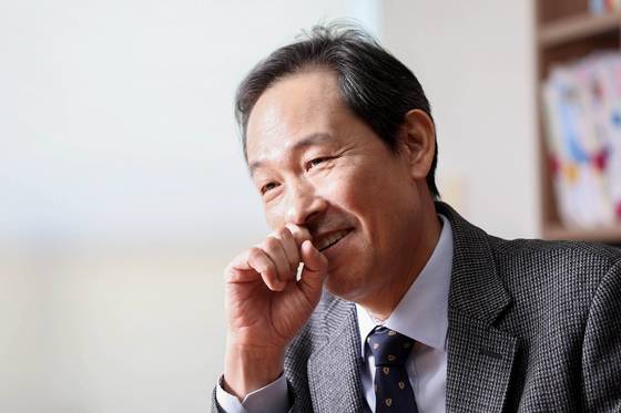 우상호 전 더불어민주당 비대위원장이 23일 오후 서울 마포구의 사무실에서 중앙일보와 인터뷰를 하고 있다. 전민규 기자