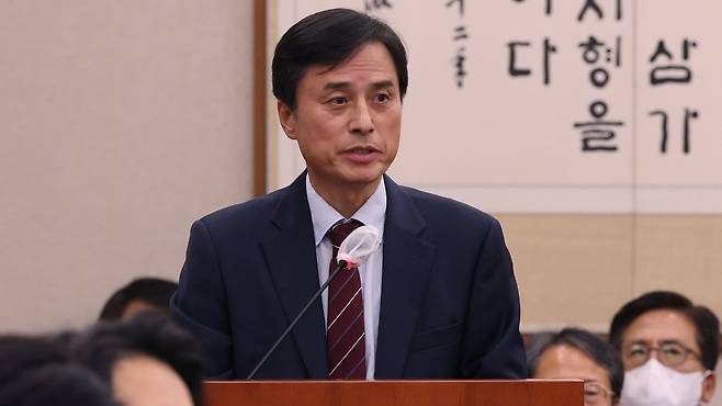 지난 2023년 10월 26일 조은석 감사원 감사위원이 서울 여의도 국회에서 열린 법제사법위원회의 법무부, 감사원, 헌법재판소 등에 대한 종합감사에서 의원들의 질의에 답변하고 있다./뉴스1