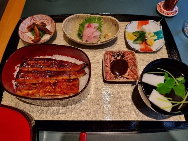 28b9d932da836ff23fe68fe440817369f2e7ec560202fc090389245f92c66833013d