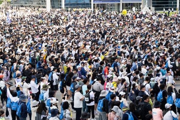 다이아몬드브리지 국제걷기축제 참가자들의 모습