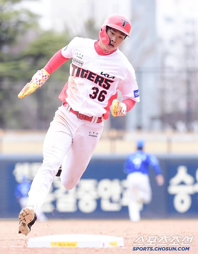 15일 광주 KIA챔피언스필드에서 열린 KBO리그 시범경기 KIA와 삼성의 경기. 6회 대주자로 나선 KIA 박재현. 광주=송정헌 기자songs@sportschosun.com/2025.03.15/