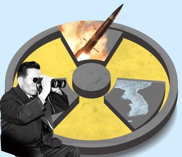 박정희 대통령은 1970년대 주한미군 철수 위기와 제2의 6·25전쟁을 방불케하는 북한의 도발로 한반도 안보가 흔들리자 자주국방 정책과 핵무기 개발 프로젝트로 난국 돌파를 시도했다. 그의 핵 프로젝트는 ‘무궁화 꽃이 피었습니다’라는 소설에서도 그려졌듯 NPT 가입 압박, 캐나다 및 프랑스 기술 협력 차단 등 미국의 전방위적 봉쇄책으로 중단됐다. 그러나 그의 '핵 개발' 시도는 주한미군 철수 철회, 핵우산 제공을 이끌어내는 협상 카드로 활용됐고, 지금까지도 한국 핵개발 역량의 밑바탕이 되고 있다. 그는 비록 암살됐지만, 그의 '무궁화 '는 암살되지 않은 것이다. /조선일보 DB