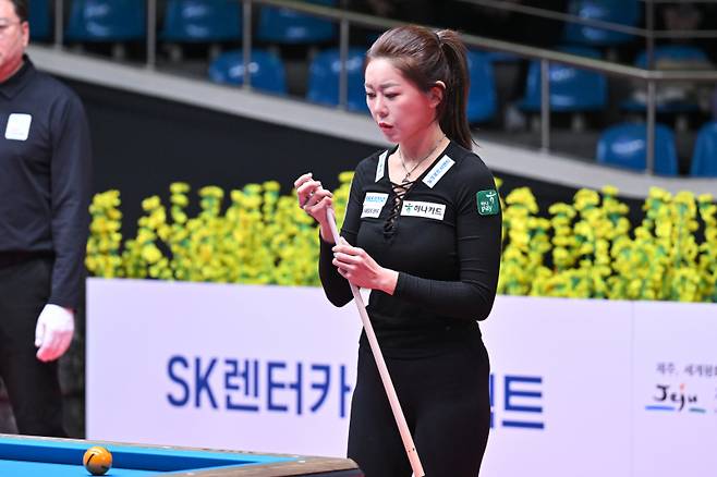 김가영이 스롱 피아비를 꺾고 결승에 오를 수 있을지 관심이 모인다. PBA 제공