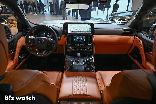 17일 서울 성동구 앤더슨씨 성수 신관에서 프리미엄 대형 SUV 렉서스 '디 올 뉴 LX 700h(The All-New LX 700h)' 미디어 포토세션 행사가 열리고 있다./사진=이명근 기자 qwe123@