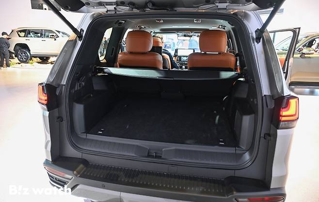 17일 서울 성동구 앤더슨씨 성수 신관에서 프리미엄 대형 SUV 렉서스 '디 올 뉴 LX 700h(The All-New LX 700h)' 미디어 포토세션 행사가 열리고 있다./사진=이명근 기자 qwe123@