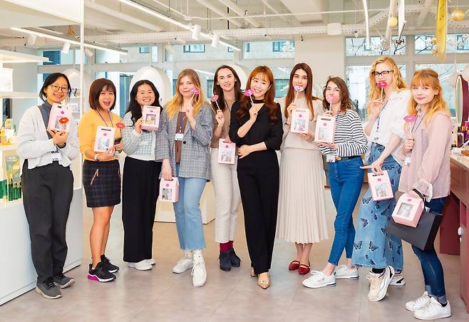 K-뷰티 득템하기[한국화장품 산업연구원]