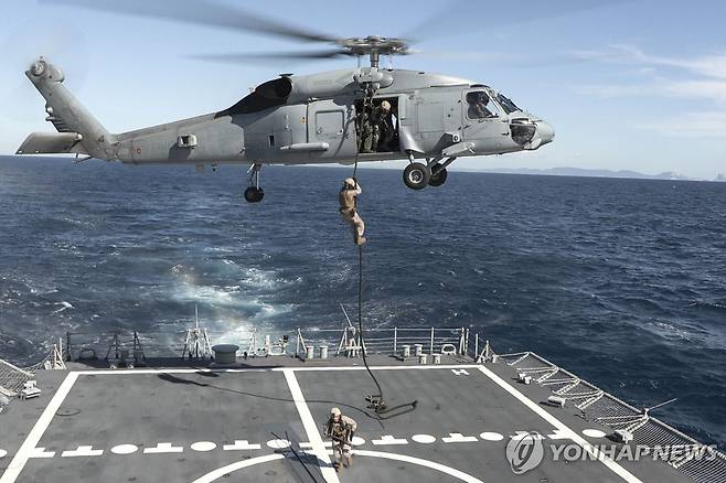 15일(현지시간) 스페인에서 벌어진 나토 훈련 [EPA 연합뉴스]