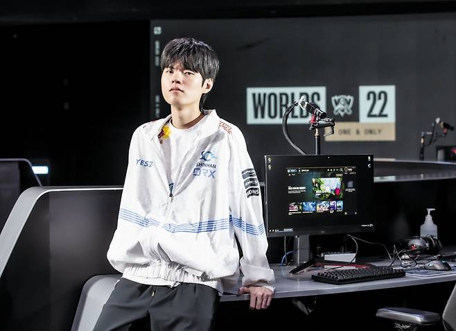 KT롤스터에 있다가 최근 군 복무를 앞두고 있는 ‘데프트’ 김혁규(29).