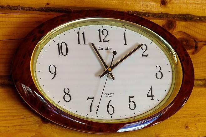 7개 첨단 인공지능은 아날로그 시계를 읽을 줄 몰랐다. 픽사베이