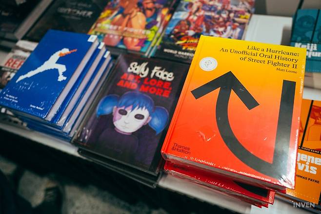 ▲ 다양한 게임 서적을 만나볼 수 있습니다