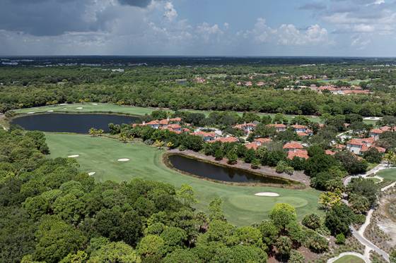 드론으로 촬영한 미국 플로리다 주 주피터의 트럼프 내셔널 골프 클럽. [로이터=연합뉴스]