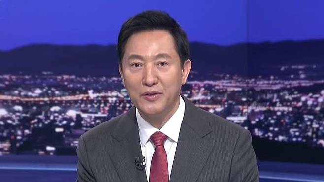 오세훈 서울시장이 17일 TV조선과 인터뷰를 하고 있다. TV조선 갈무리