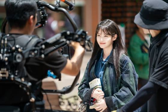 '폭싹 속았수다'