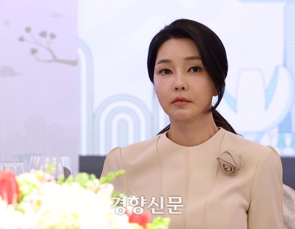 김건희 여사가 지난해 10월9일 오전 싱가포르의 샹그릴라 호텔에 참석해 있다. 대통령실사진기자단