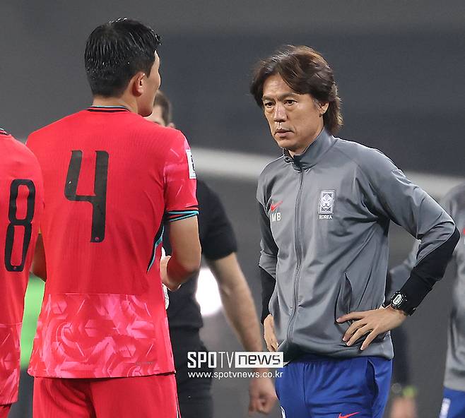 ▲ 대한민국 축구대표팀은 3월 A매치 기간 동안 2026 북중미 월드컵 아시아 지역 예선 7, 8차전을 치른다. 이에 맞춰 홍명보 감독은 지난 10일 김민재를 포함한 28명의 대표팀 명단을 발표했으나, 김민재 소집을 결국 취소했다. 대한축구협회는 "김민재는 좌측 아킬레스건염으로 인해 A매치 기간에 치료 및 회복이 필요하다고 판단되어 소집 해제를 결정했다"라고 밝혔다. ⓒ곽혜미 기자