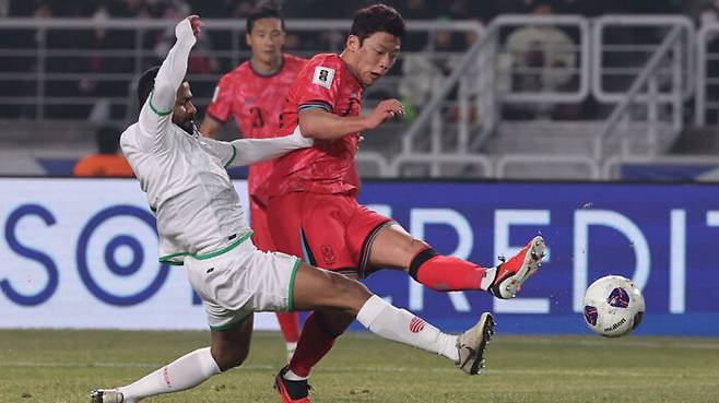 2026 북중미 월드컵 아시아 3차 대한민국과 오만의 경기, 황희찬이 선제골을 넣고 있다. (사진=연합뉴스)