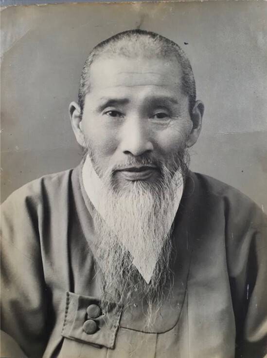 다석 류영모(1890~1981). 다석학회 누리집 갈무리