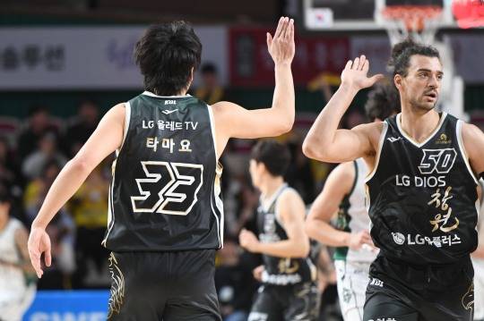 타마요와 마레이. 사진[연합뉴스]