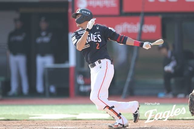 결승타로 친정 KT에 비수를 꽂은 심우준. 사진=한화 제공