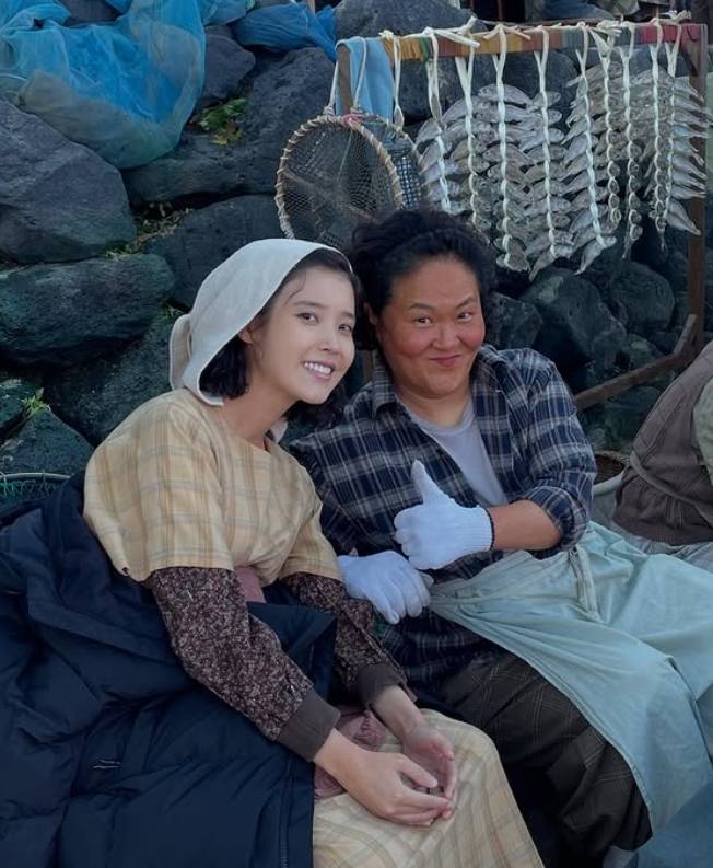 아이유 소셜미디어