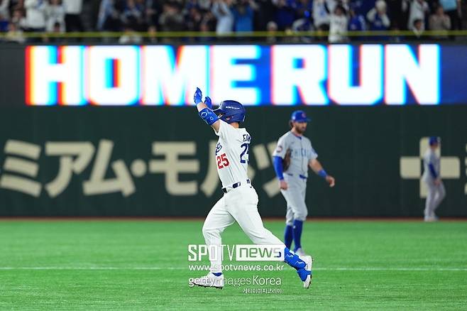 ▲ 토미 에드먼이 홈런을 쳤다.